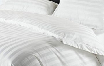 duvet-comforter-covers-satin-stripe-duvet-cover-300-tc-white-1_1024x1024
